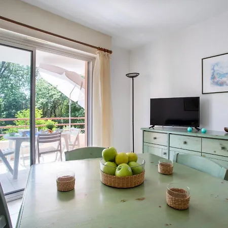 Apartment Parc Vaugrenier By Interhome Villeneuve-Loubet