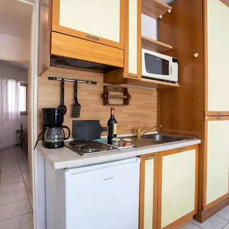 Parc Vaugrenier By Interhome * Villeneuve-Loubet